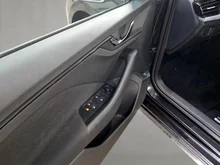 Škoda Kamiq Selection TSI DSG in Black-Magic Perleffekt