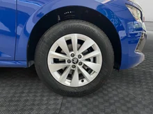 Škoda Kamiq Selection TSI in Energy-Blau