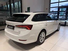 Škoda Octavia Combi 4x4 Ambition TDI DSG in Alaska-Weiß