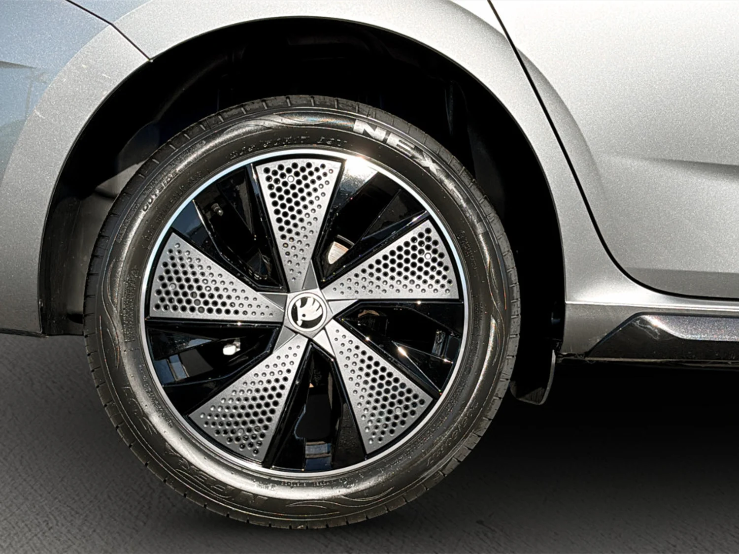Bild eines Škoda Scala Monte Carlo TSI DSG