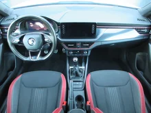 Škoda Kamiq MONTE CARLO TSI ACT in Brillant-Silber Metallic