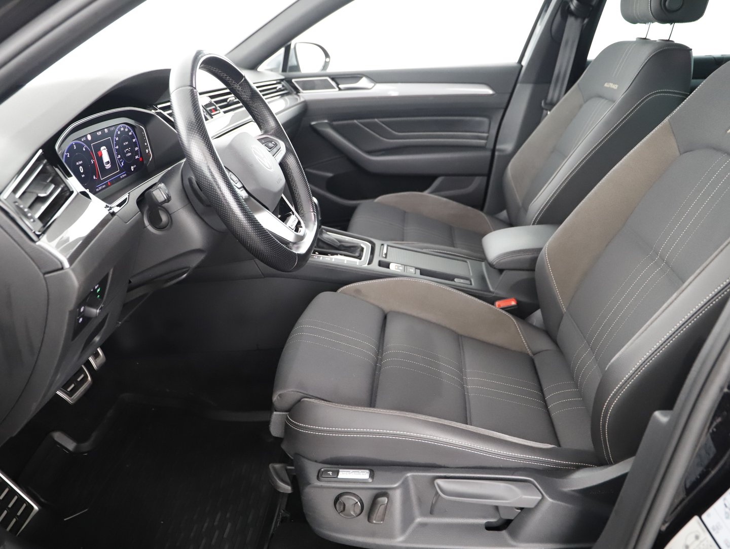 VW Passat Alltrack TDI 4MOTION DSG | Bild 13 von 30