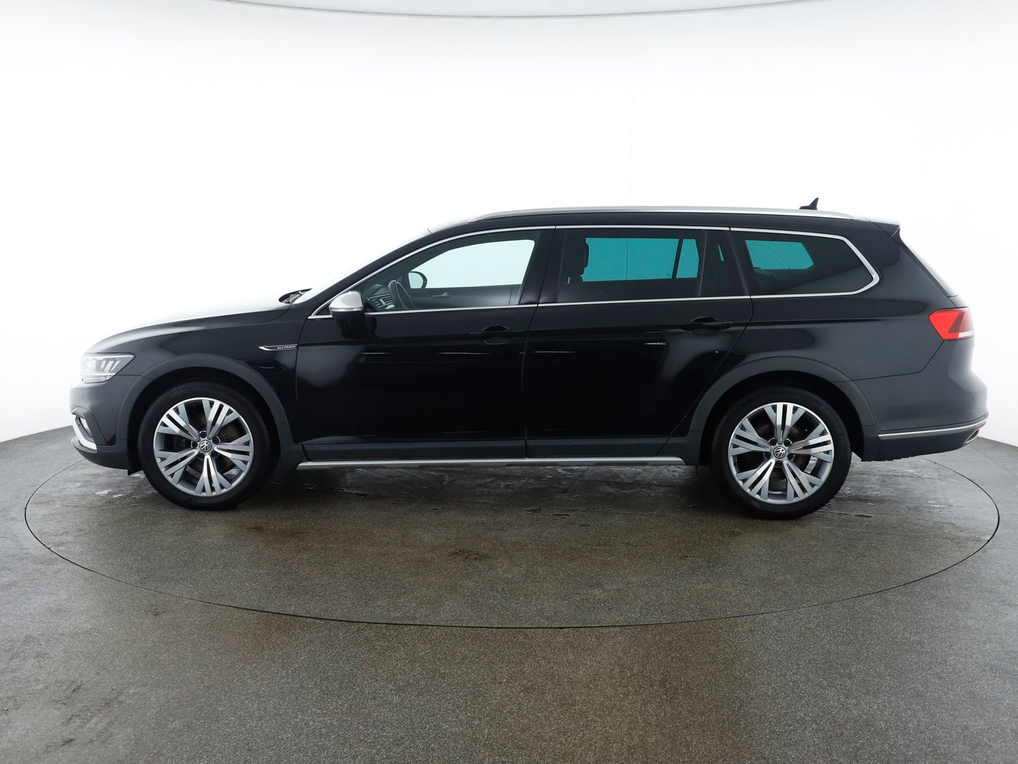 VW Passat Alltrack TDI 4MOTION DSG | Bild 8 von 30