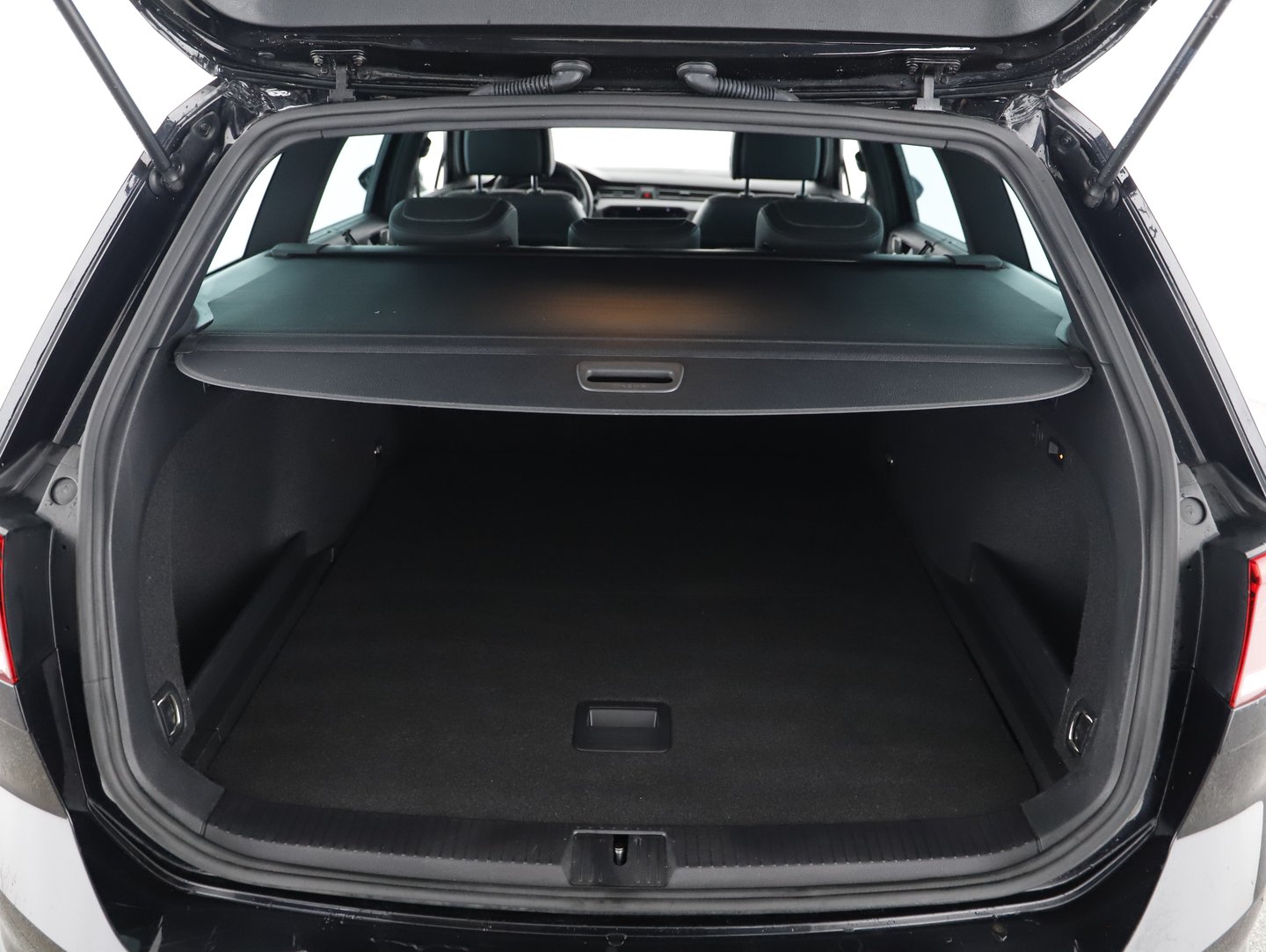 VW Passat Alltrack TDI 4MOTION DSG | Bild 25 von 30