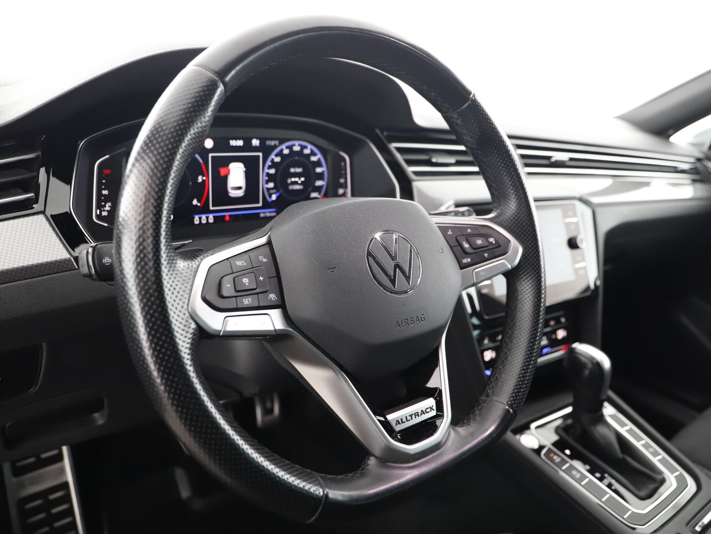 VW Passat Alltrack TDI 4MOTION DSG | Bild 16 von 30