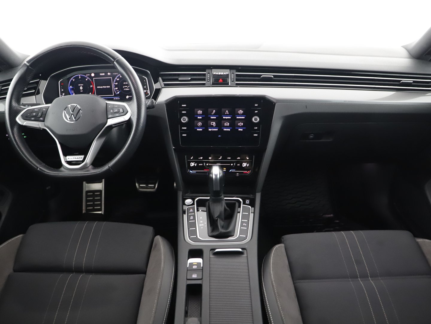 VW Passat Alltrack TDI 4MOTION DSG | Bild 14 von 30