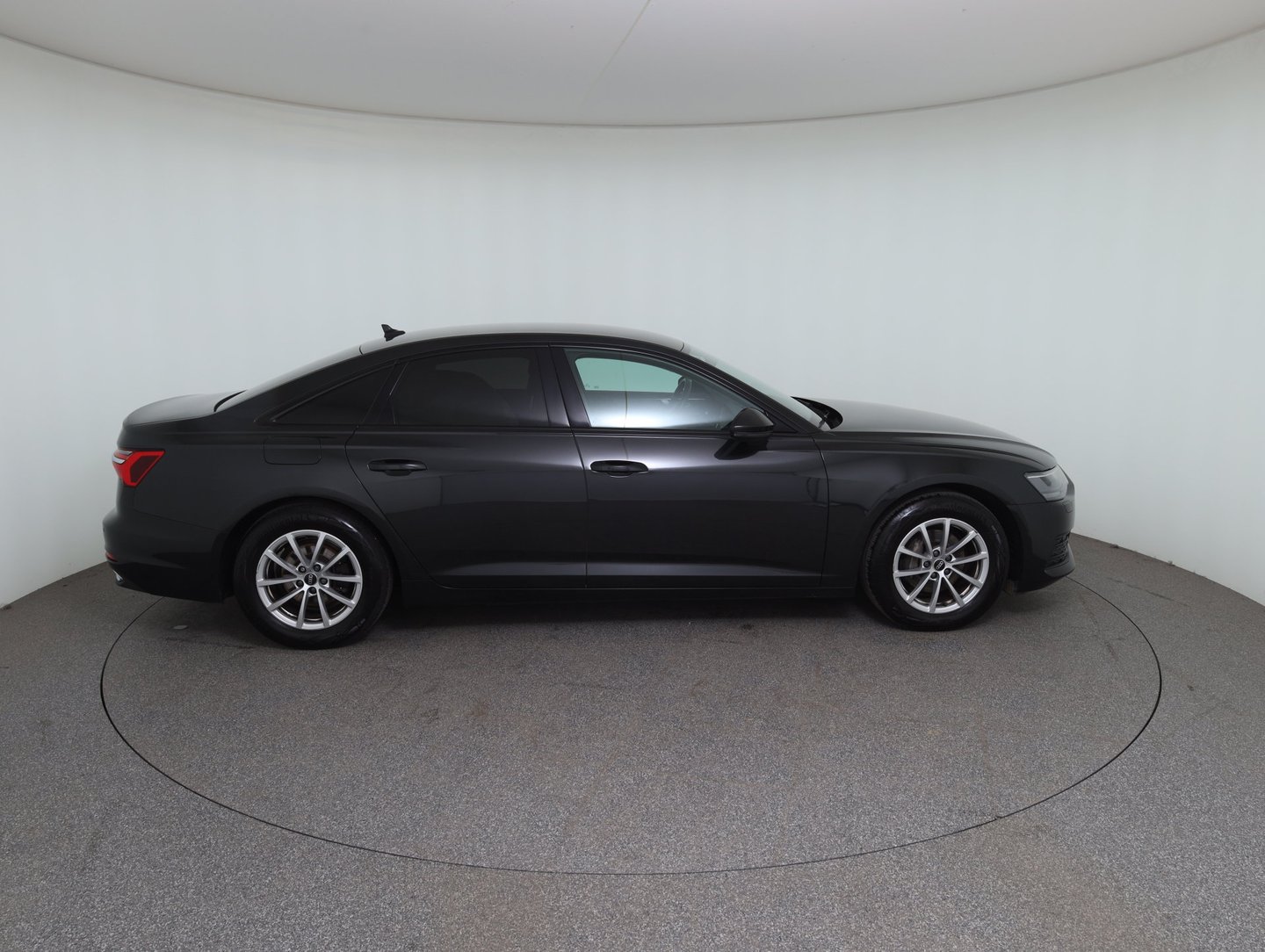 Audi A6 Limousine 40 TDI | Bild 4 von 32