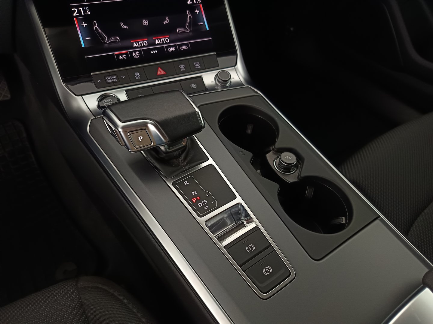 Audi A6 Limousine 40 TDI | Bild 28 von 32