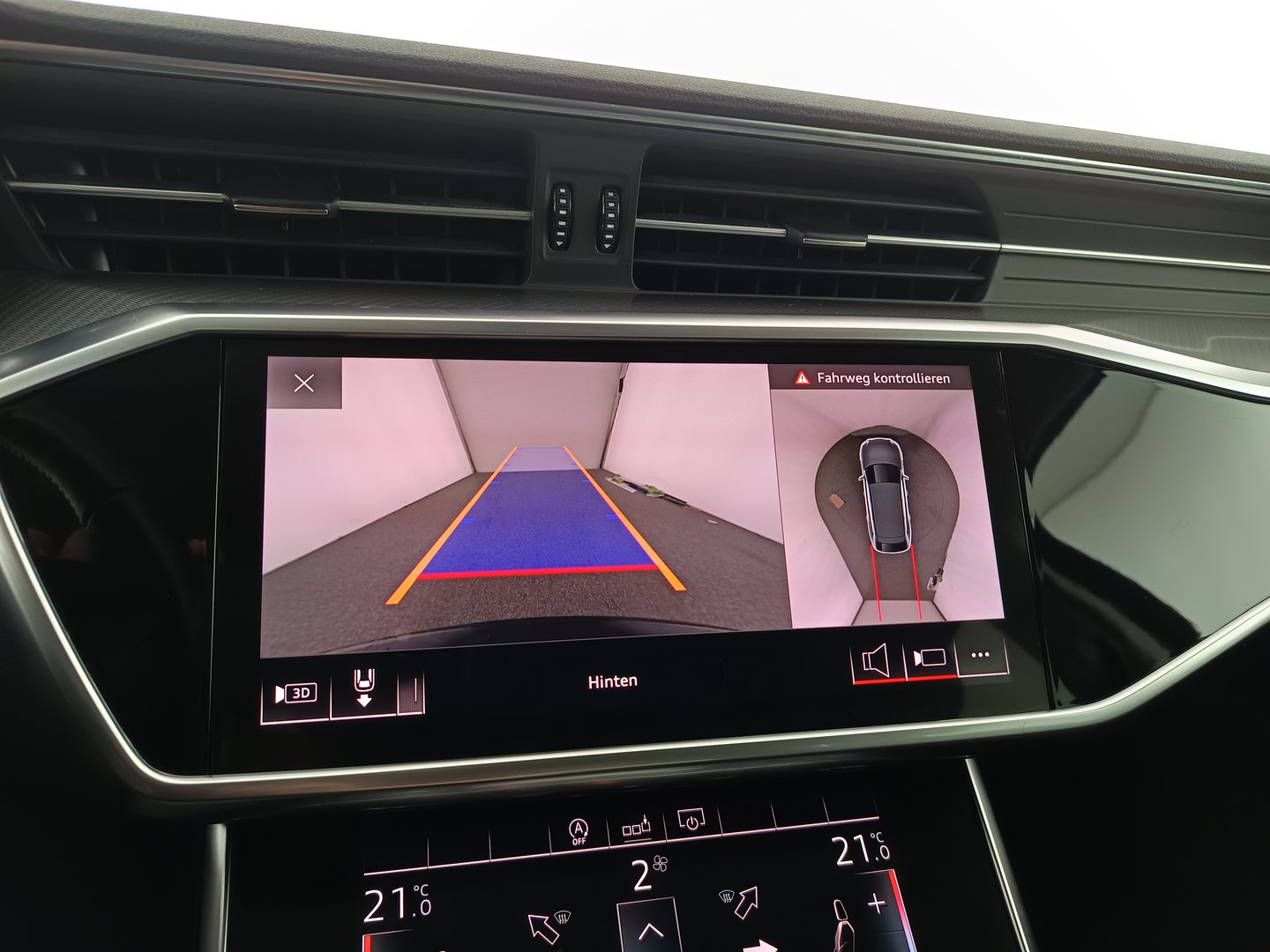 Audi A6 Avant 35 TDI Sport | Bild 24 von 37