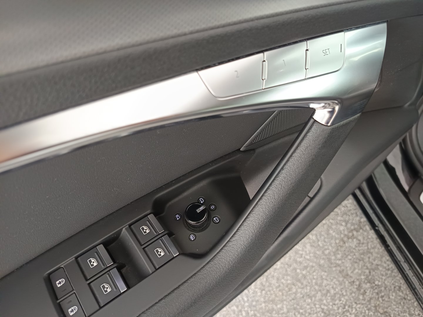 Audi A6 Avant 35 TDI Sport | Bild 12 von 37