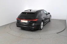 Audi A5 Avant TFSI e-hybrid quattro 270 kW in MYTHOSSCHWARZ METALLIC