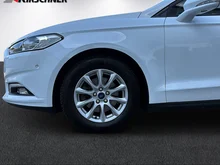 Thumbnail-Foto von Fahrzeug