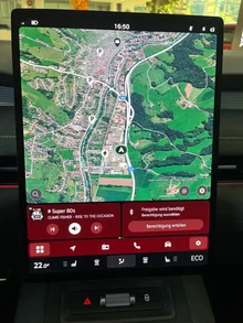 Škoda Peaq Sportline 90x in Moon-Weiß Metallic