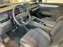 Škoda Peaq Sportline 90x in Moon-Weiß Metallic