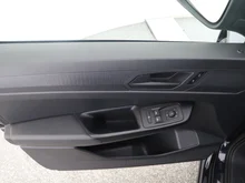 VW Caddy Kombi TDI in Starlightblue Metallic