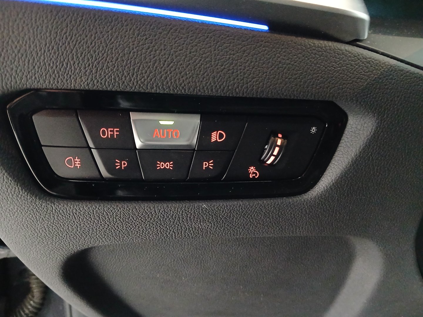 BMW 316d 48 V | Bild 12 von 31