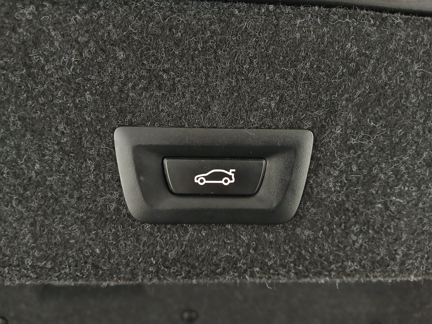 BMW 316d 48 V | Bild 29 von 31