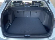 VW Golf Variant Business TDI DSG in Pure White