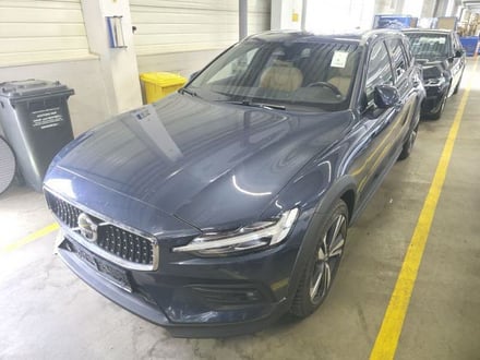 Volvo V60 Cross Country Plus B4 AWD Geartronic