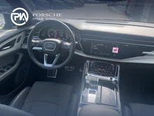 Audi Q8 50 TDI quattro in mythosschwarz metallic