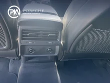 Audi Q8 50 TDI quattro in mythosschwarz metallic