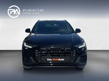Audi Q8 50 TDI quattro in mythosschwarz metallic