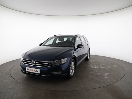 VW Passat Variant Business TDI DSG