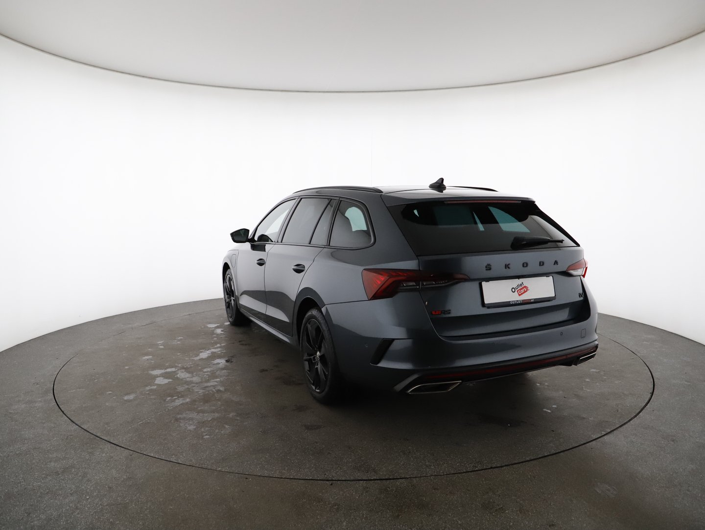 Škoda OCTAVIA Combi RS iV 245 DSG | Bild 2 von 16