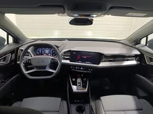 Audi Q4 e-tron 45 e-tron quattro business in Taifungrau metallic