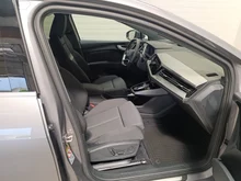 Audi Q4 e-tron 45 e-tron quattro business in Taifungrau metallic