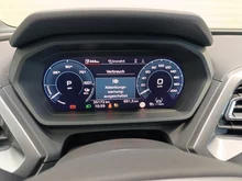 Audi Q4 e-tron 45 e-tron quattro business in Taifungrau metallic