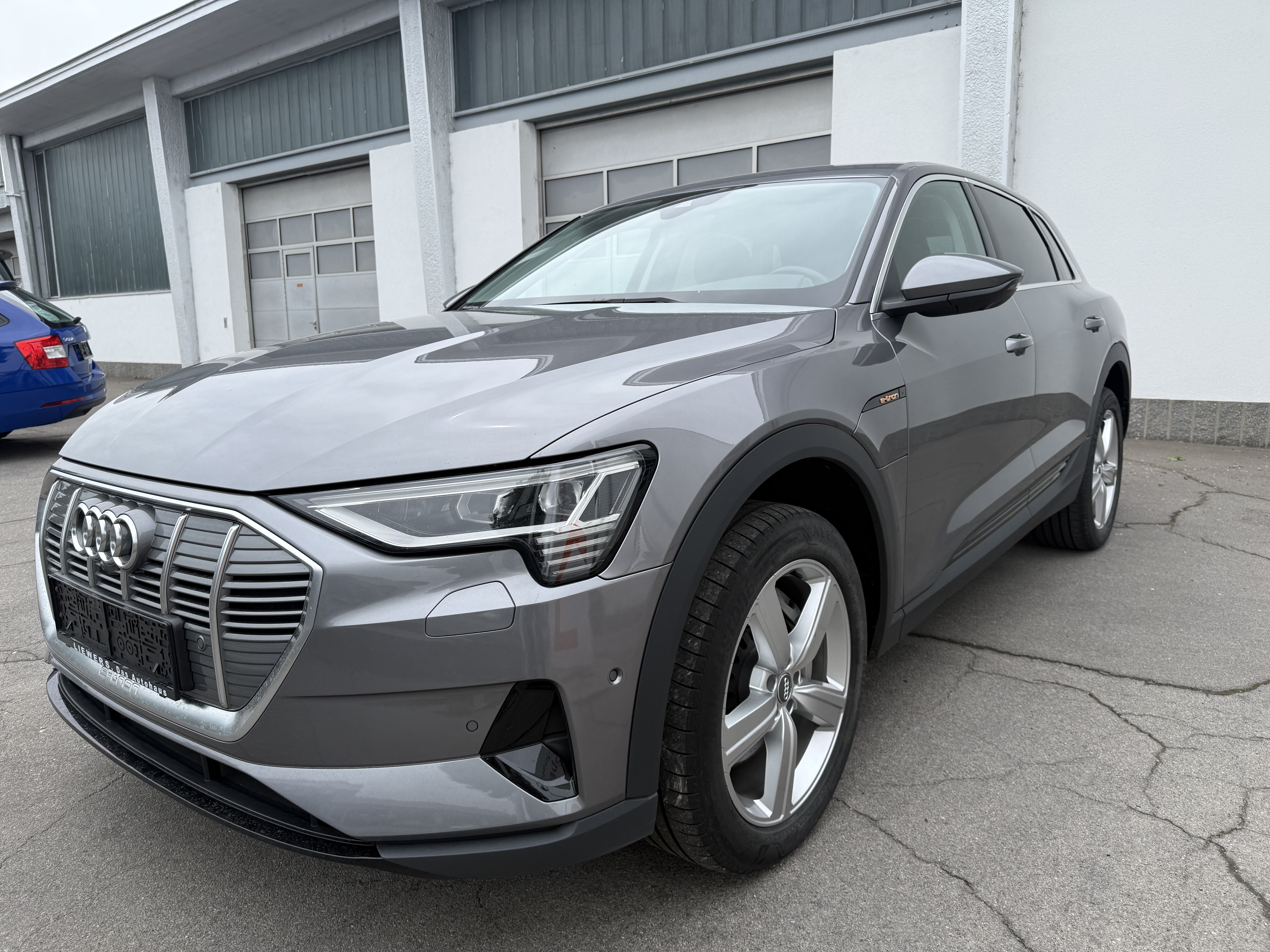 Audi e-tron