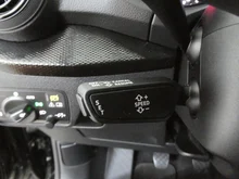 Audi Q2 1.0 TFSI Sport in A2 Brillantschwarz
