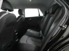 Audi Q2 1.0 TFSI Sport in A2 Brillantschwarz