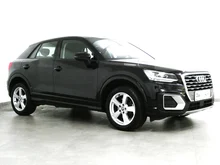 Audi Q2 1.0 TFSI Sport in A2 Brillantschwarz