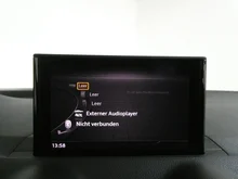 Audi Q2 1.0 TFSI Sport in A2 Brillantschwarz