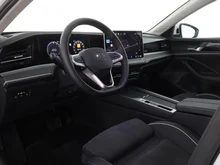 VW Passat Variant Business eHybrid 150kW in Pure White