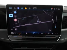 VW Passat Variant Business eHybrid 150kW in Pure White