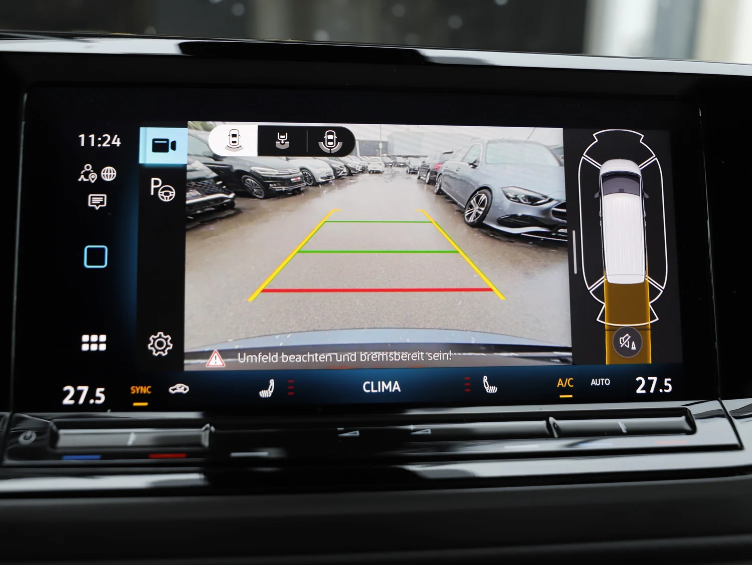 Bild eines VW Multivan Business ÜH TDI