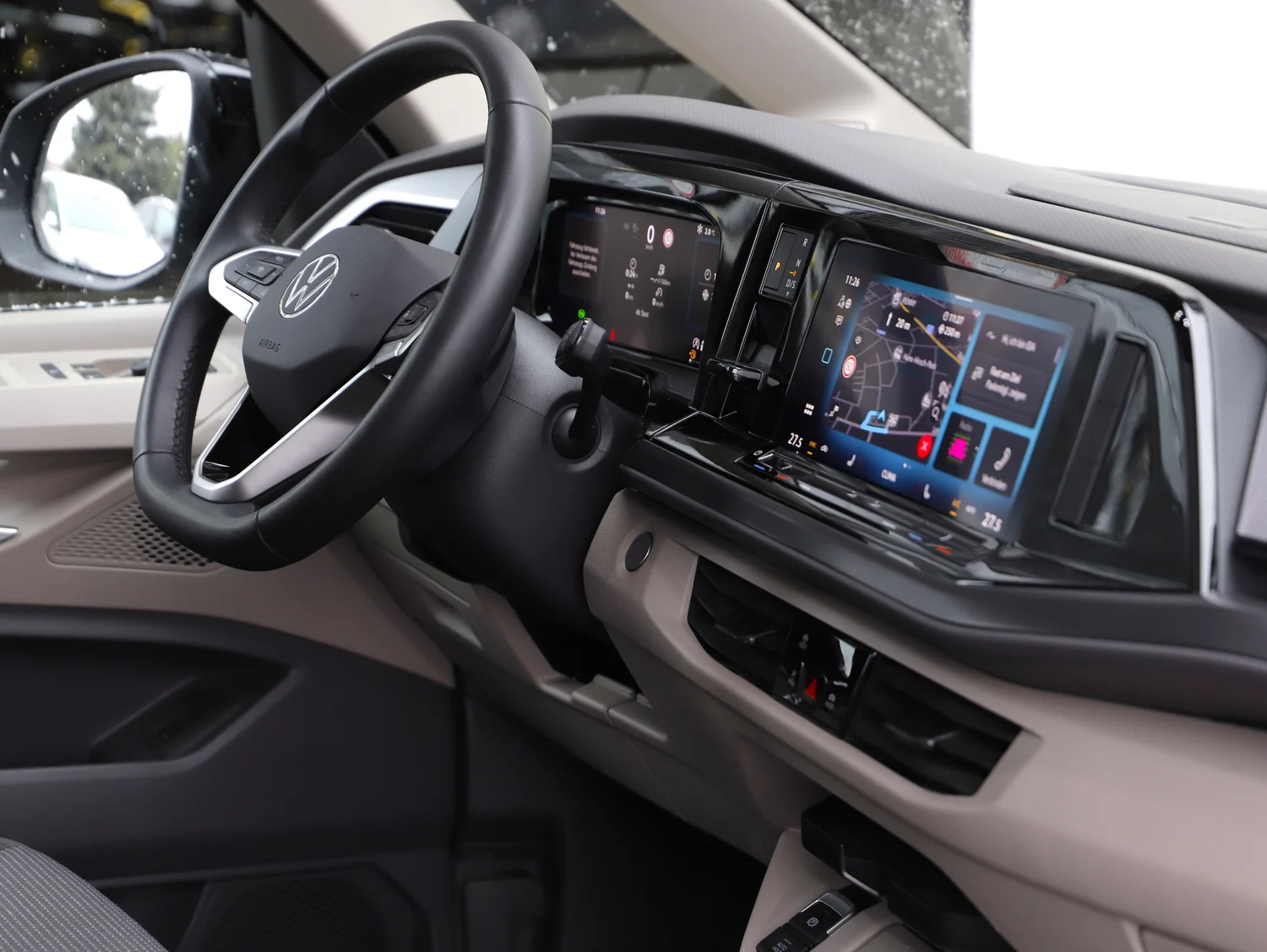 Bild eines VW Multivan Business ÜH TDI