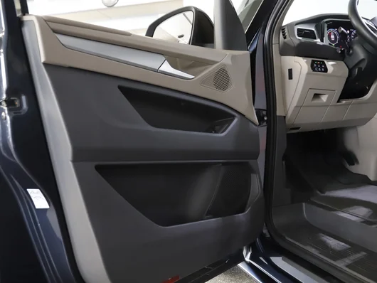 Bild eines VW Multivan Business ÜH TDI