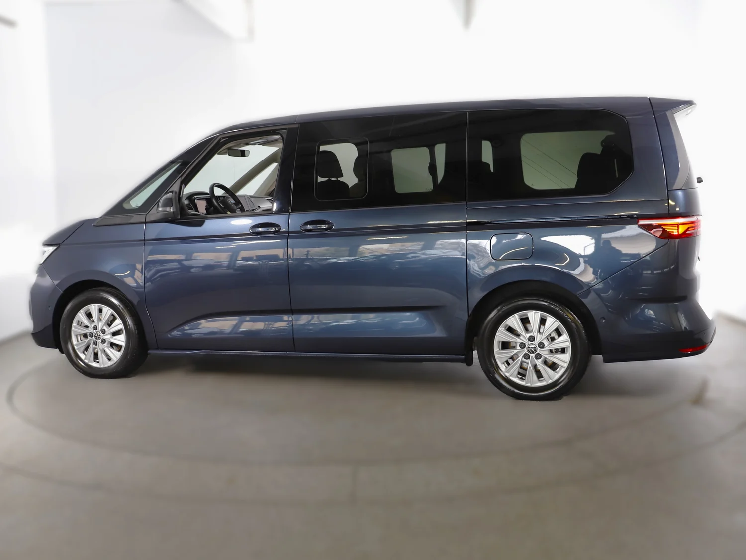 Bild eines VW Multivan Business ÜH TDI