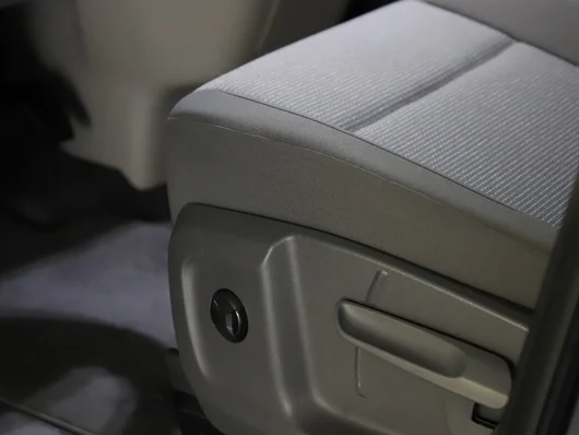 Bild eines VW Multivan Business ÜH TDI