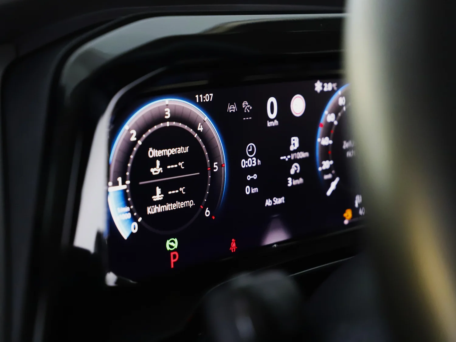 Bild eines VW Multivan Business ÜH TDI