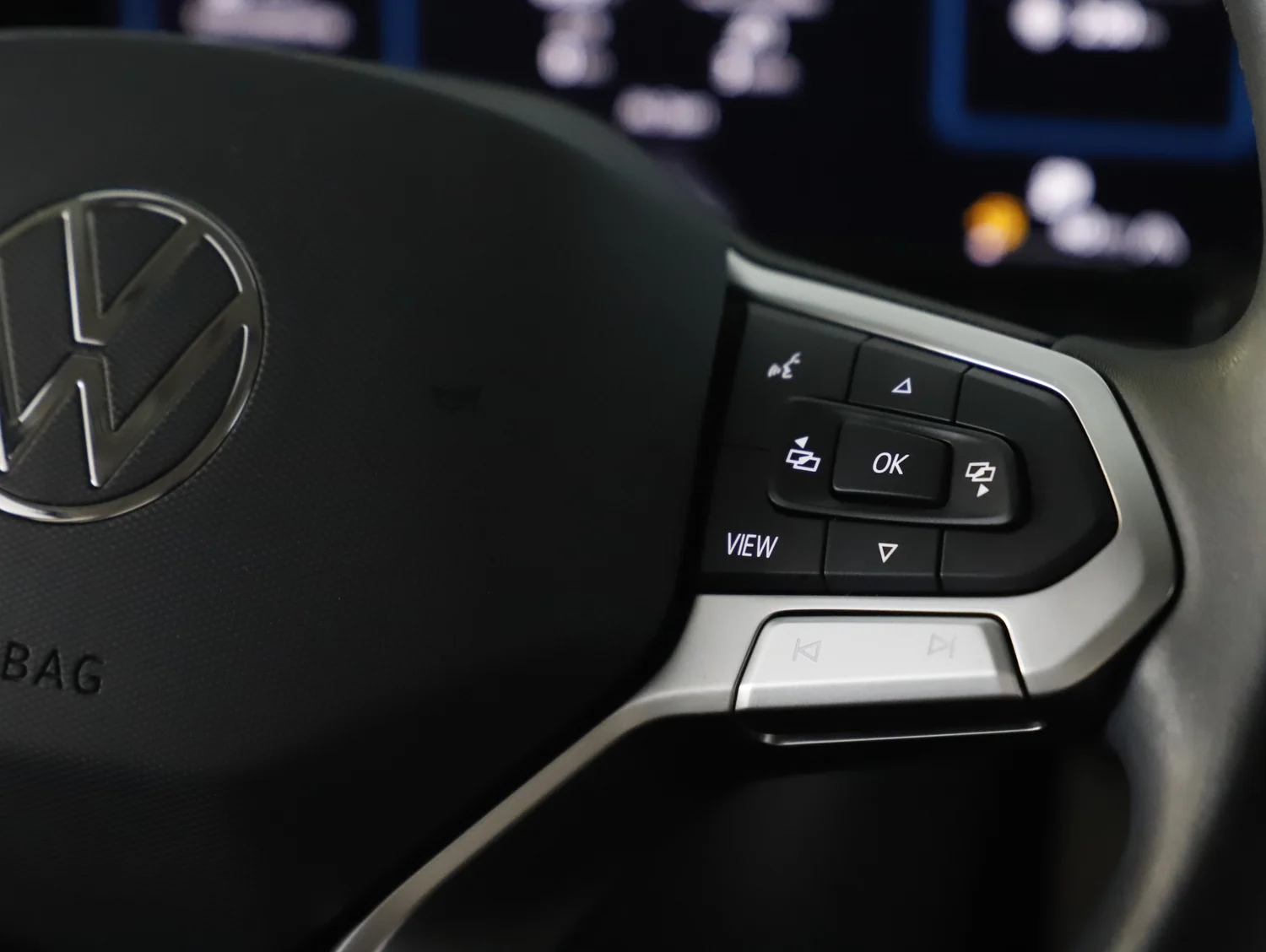 Bild eines VW Multivan Business ÜH TDI