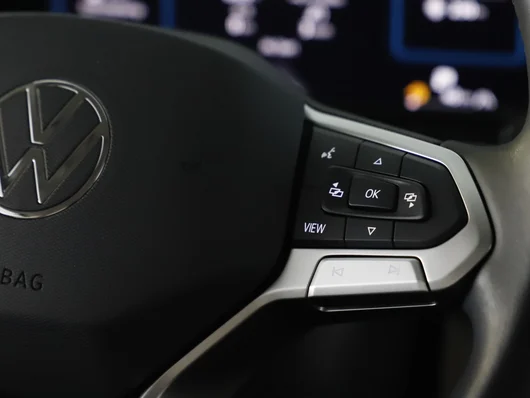 Bild eines VW Multivan Business ÜH TDI