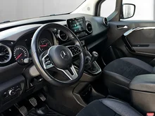 Mercedes T-Klasse 180d Style in silber - metallic