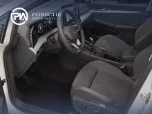 VW Golf Variant Business TSI in Pure White
