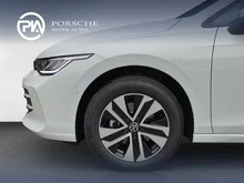 VW Golf Variant Business TSI in Pure White