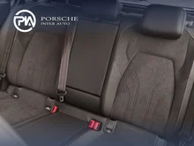 VW Golf Variant Business TSI in Pure White